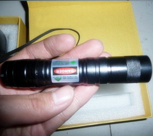 Cheap 3000mw green laser pointer