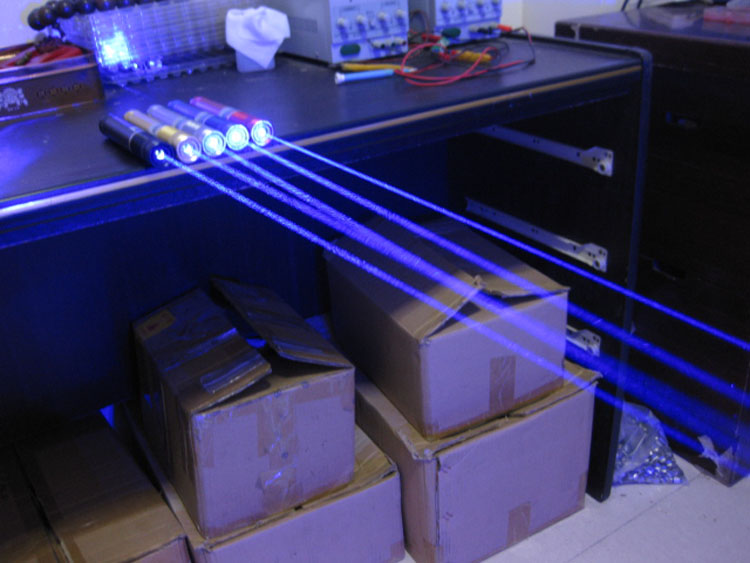 1000mw blue laser pointer