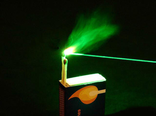 strong 1000mw green laser