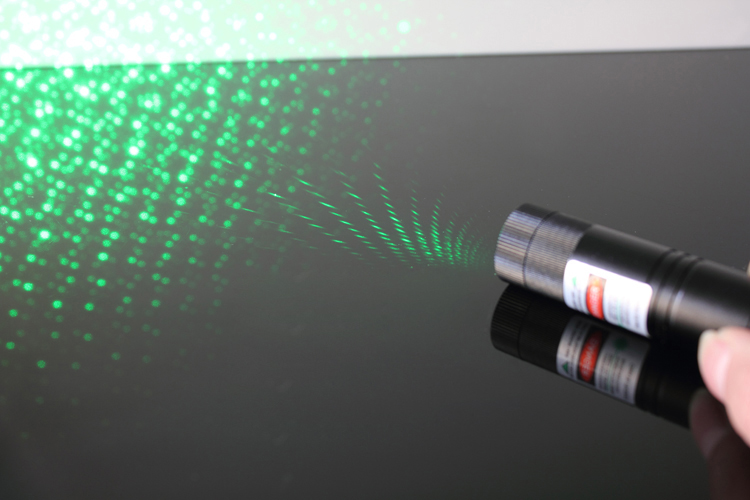 powerful 200mw green laser pointer